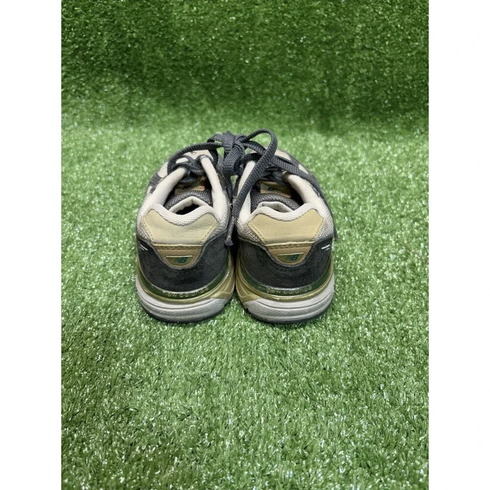 New Balance 990v3 Boys Size 2Y Green Athletic Running Walking Shoes Sneakers